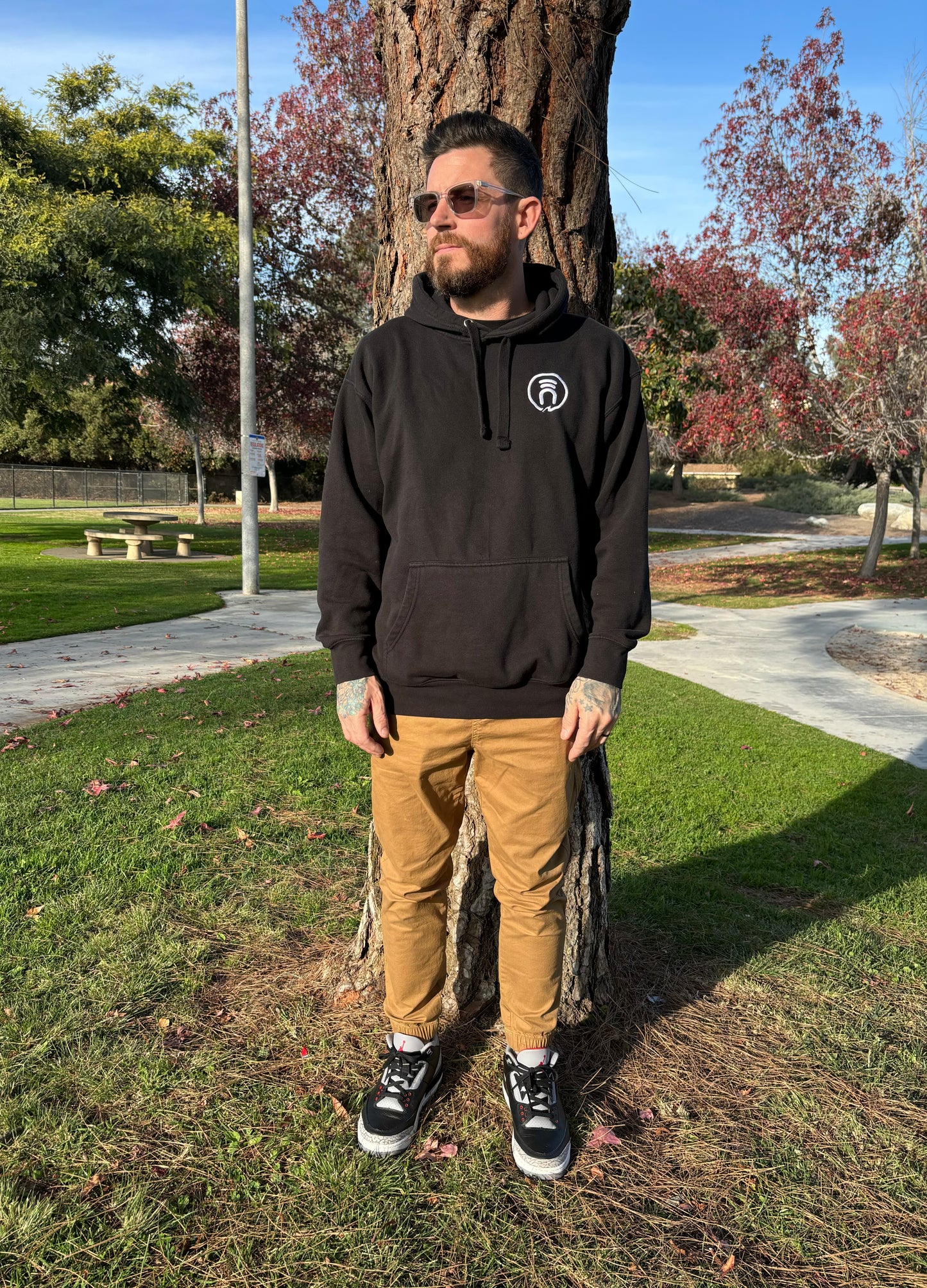 Induktiv Round logo hoodie