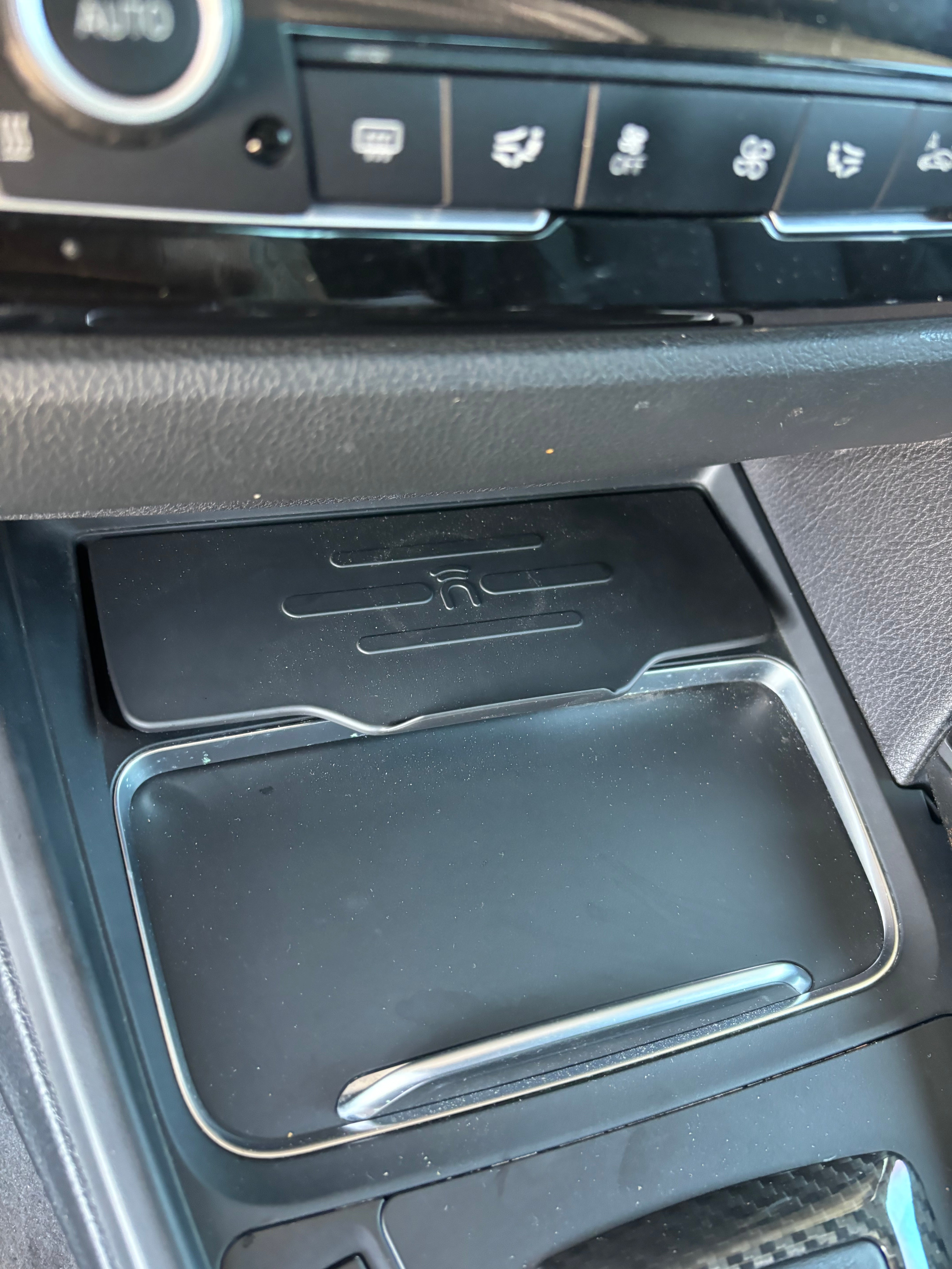 BMW F3X / F8X 3/4 SERIES (+M3/M4) Wireless Charger – INDUKTIV
