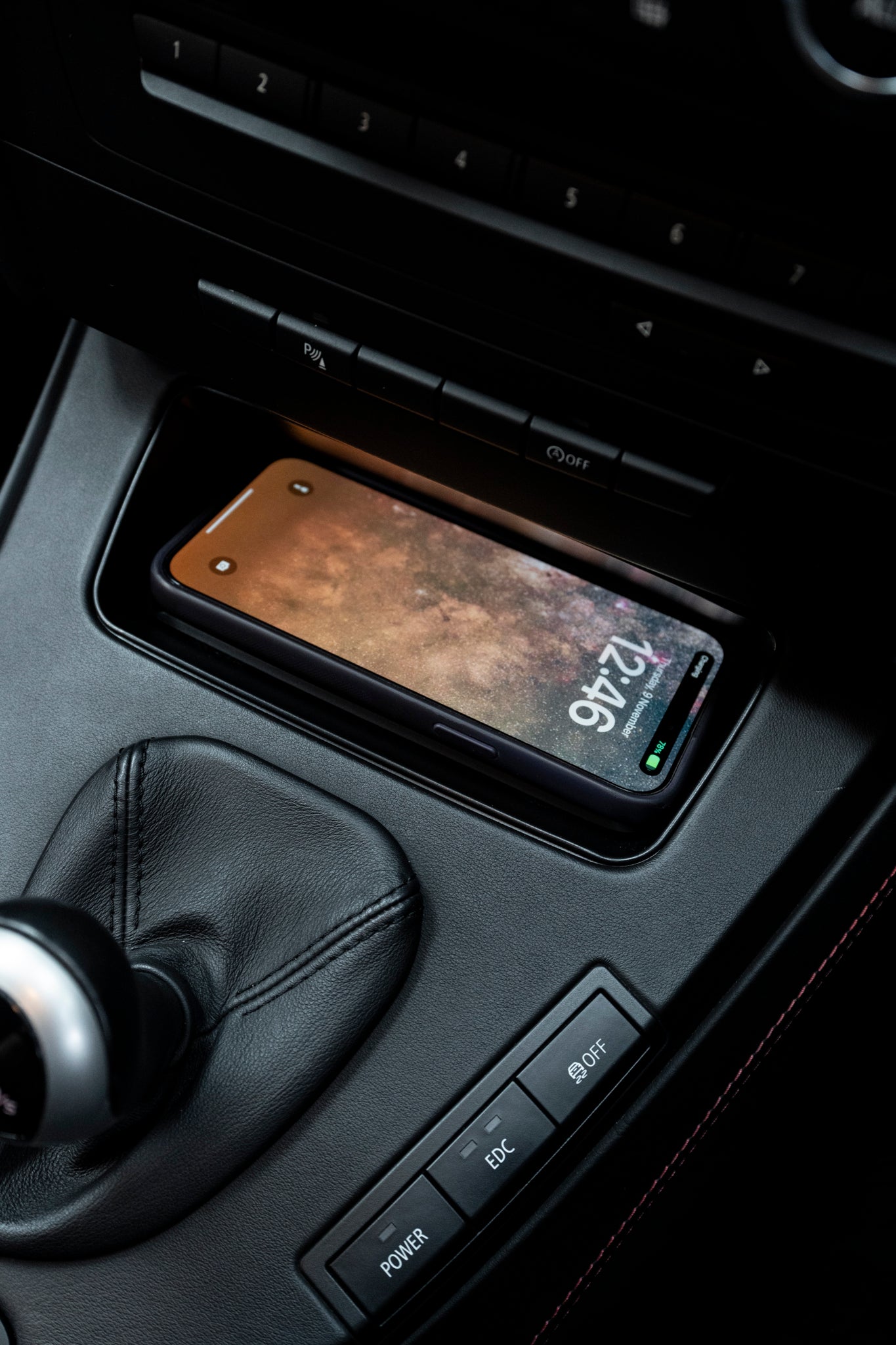 BMW E9X 3 SERIE (E90/E91/E92/E93) INDUKTIV Wireless Device Charging Unit